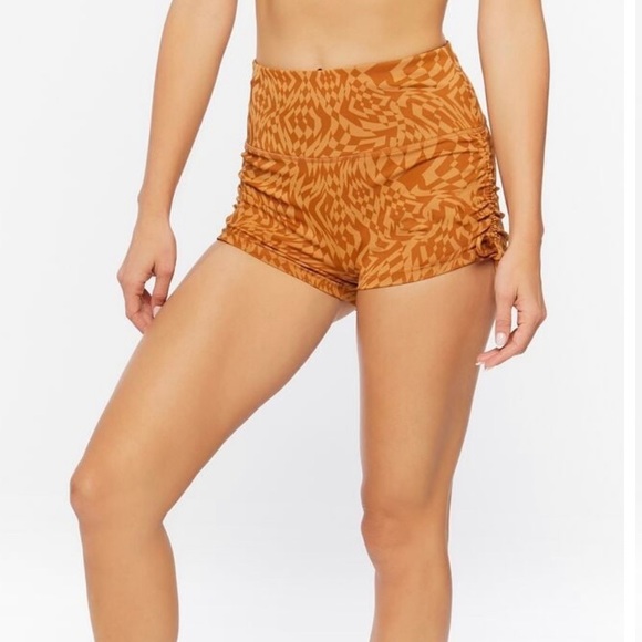 NWT geo print workout set - Picture 5 of 8